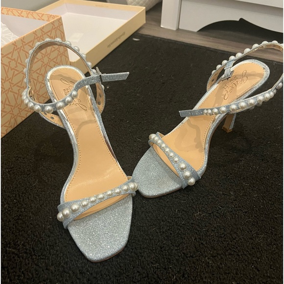 Jewel Badgley Mischka heel 6.5 - Picture 1 of 5
